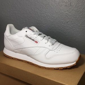 •Reebok Classics•